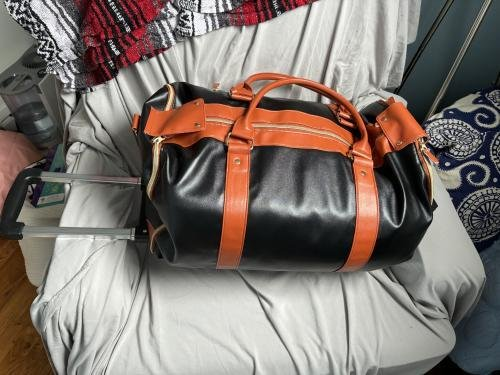 Luxze Weekender shared by Aria P.